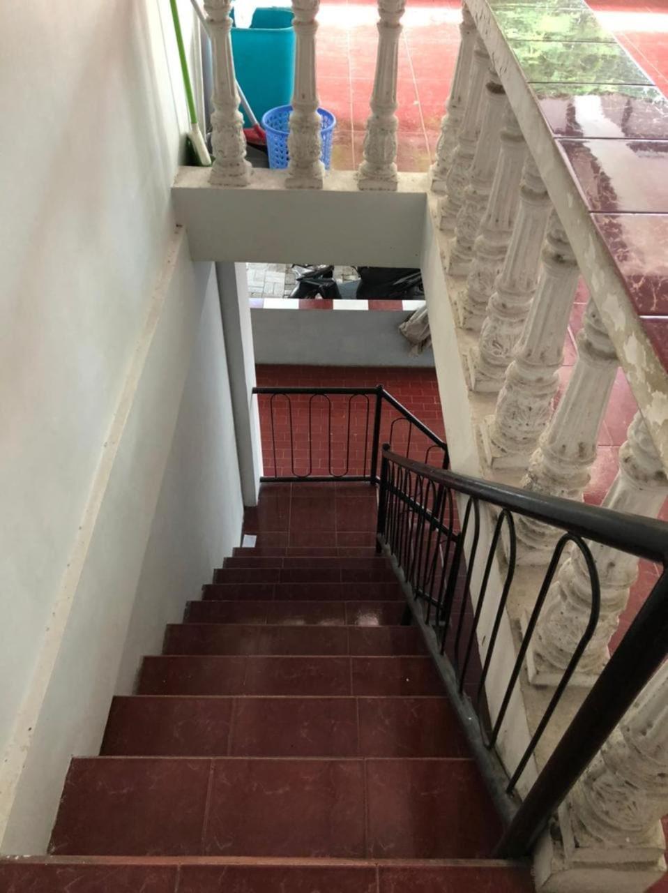 OYO 90482 Rumah Oma Syariah Kupang  Luaran gambar