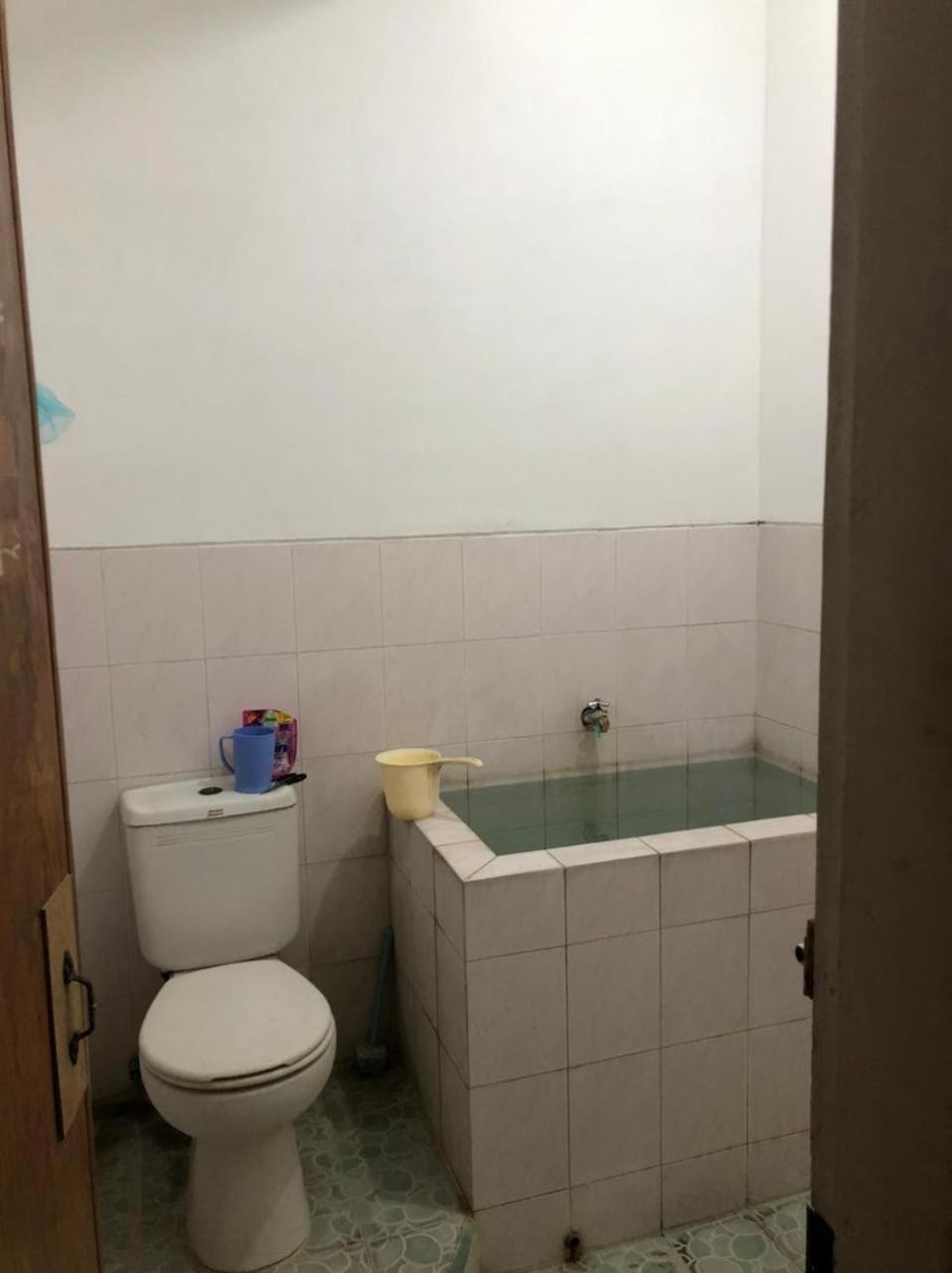 OYO 90482 Rumah Oma Syariah Kupang  Luaran gambar